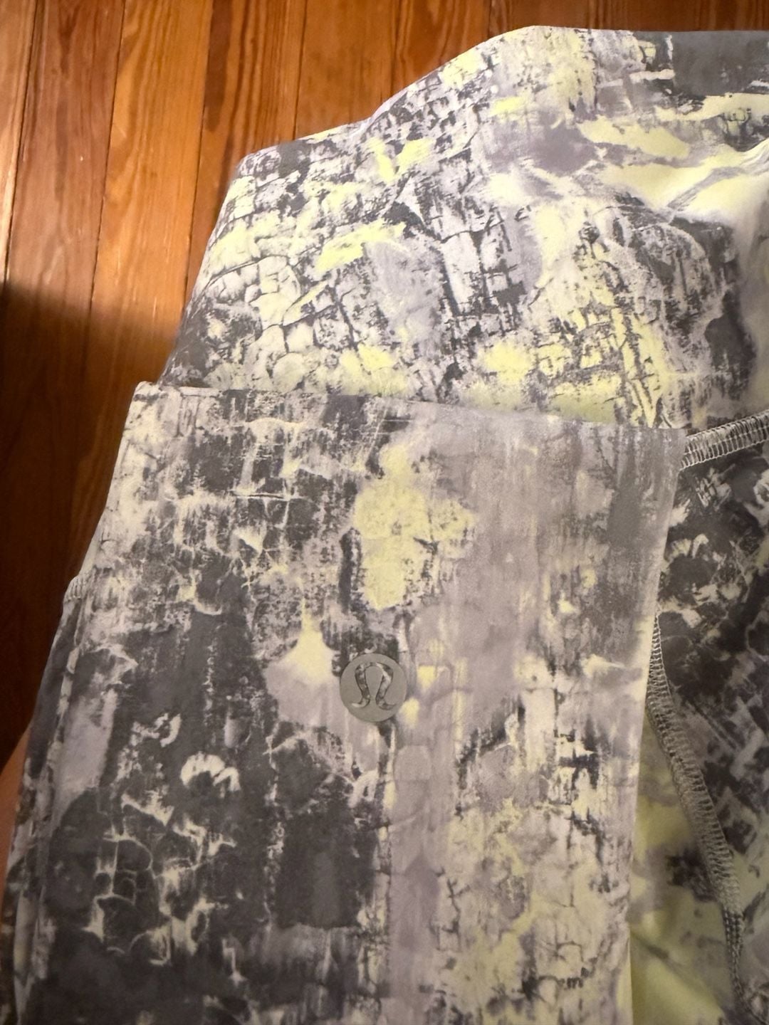 Lululemon Wunder Train High-Rise Leggings in Grey and Yellow Abstract Print 7