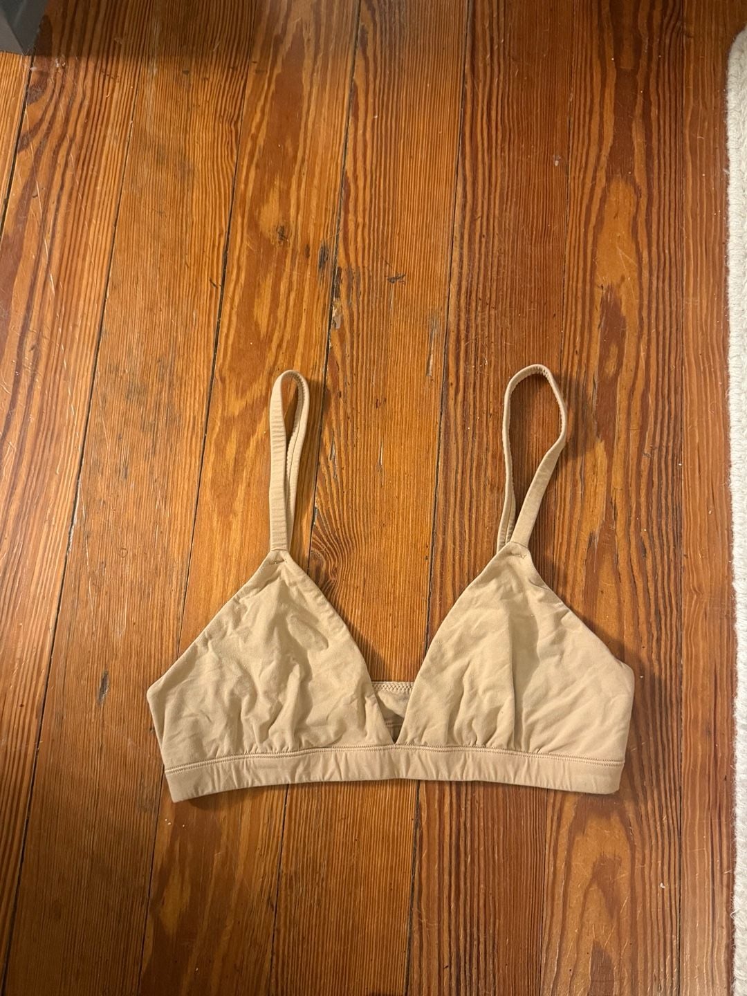 SKIMS Fits Everybody Triangle Bralette 2
