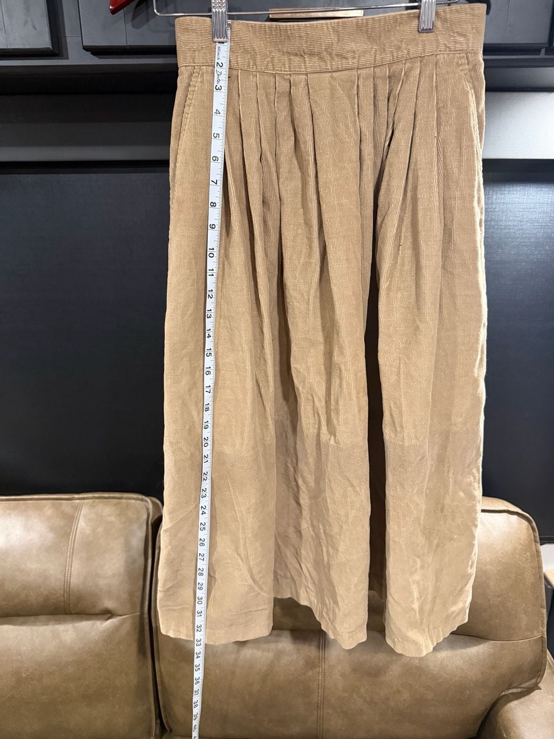 VTG 80s 90s Norton McNaughton Tan Corduroy Pleated Midi Skirt Pockets Size 12 USA 4