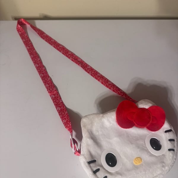 Sanrio Hello Kitty & Friends Purse Pets Interactive Plush Crossbody Bag