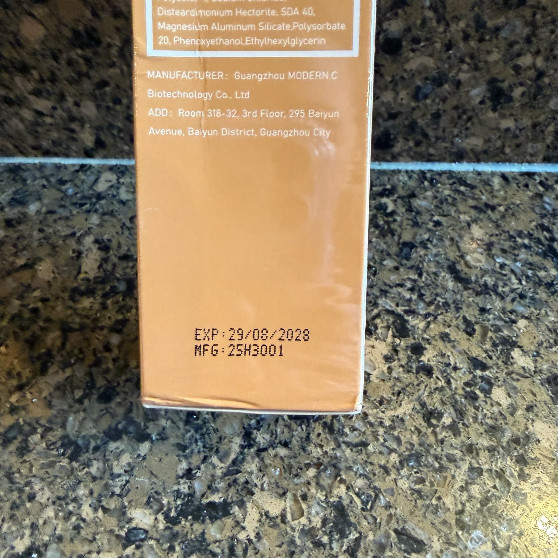 Medium Spectrum Sunscreen Serum SPF 50 Color Mimicking Foundation 5