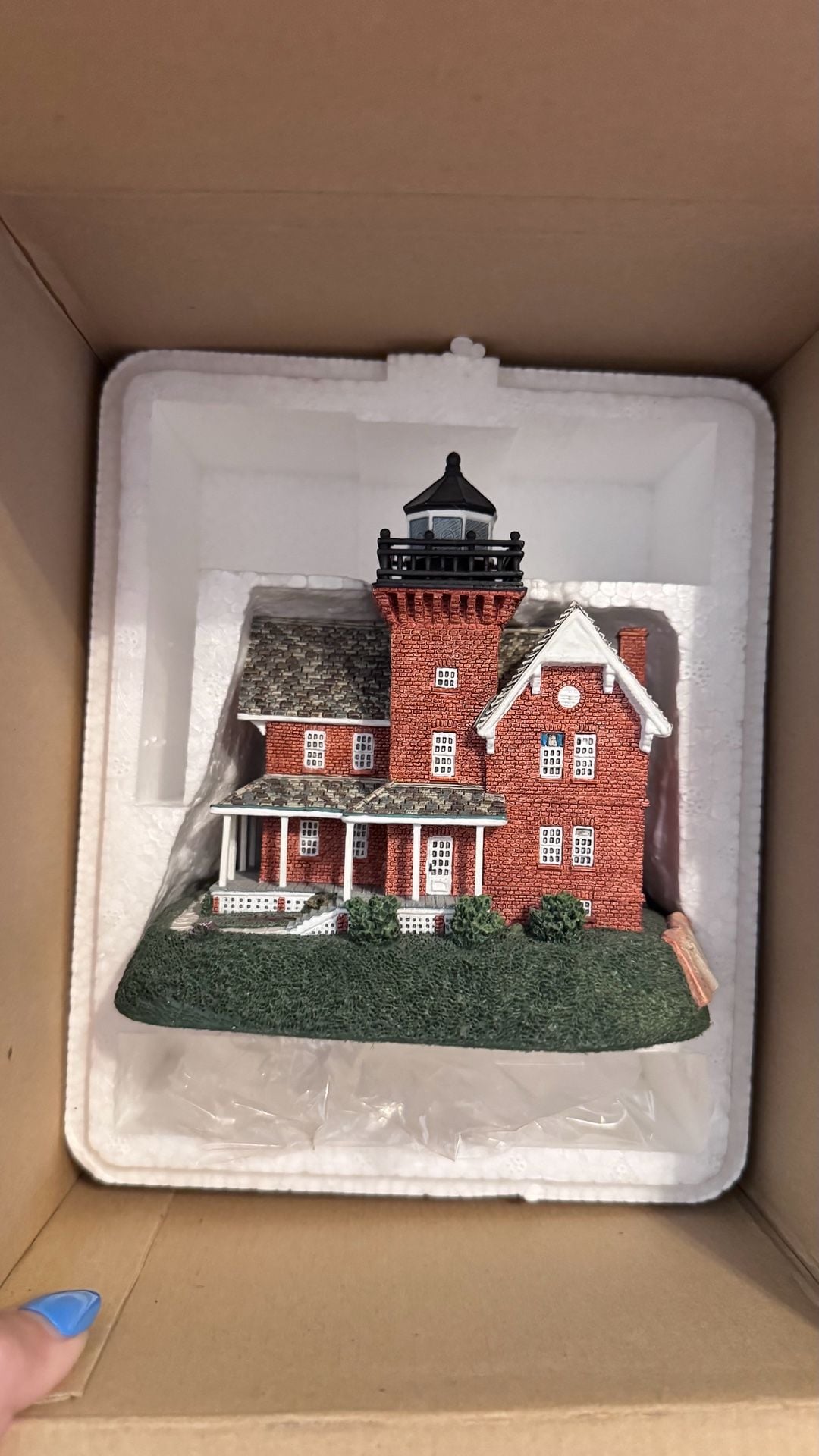 Harbour Lights Sea Girt New Jersey Society Exclusive Lighthouse Figurine #509 1