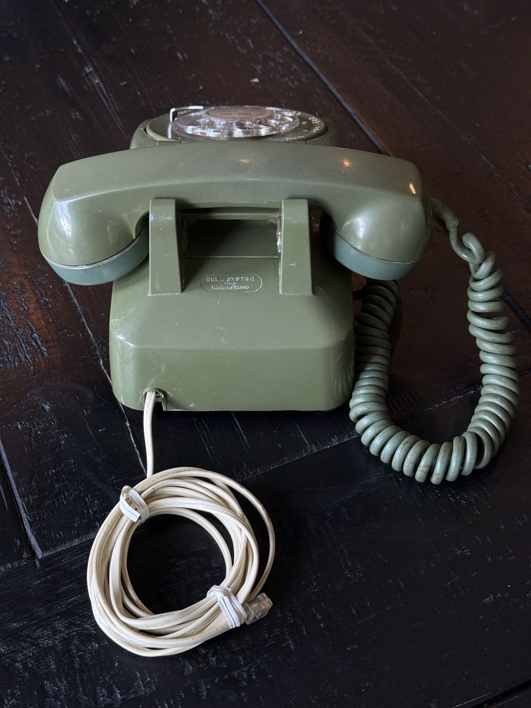 Vintage Bell System Western Electric Model 500 Rotary Telephone in Avocado Green 2