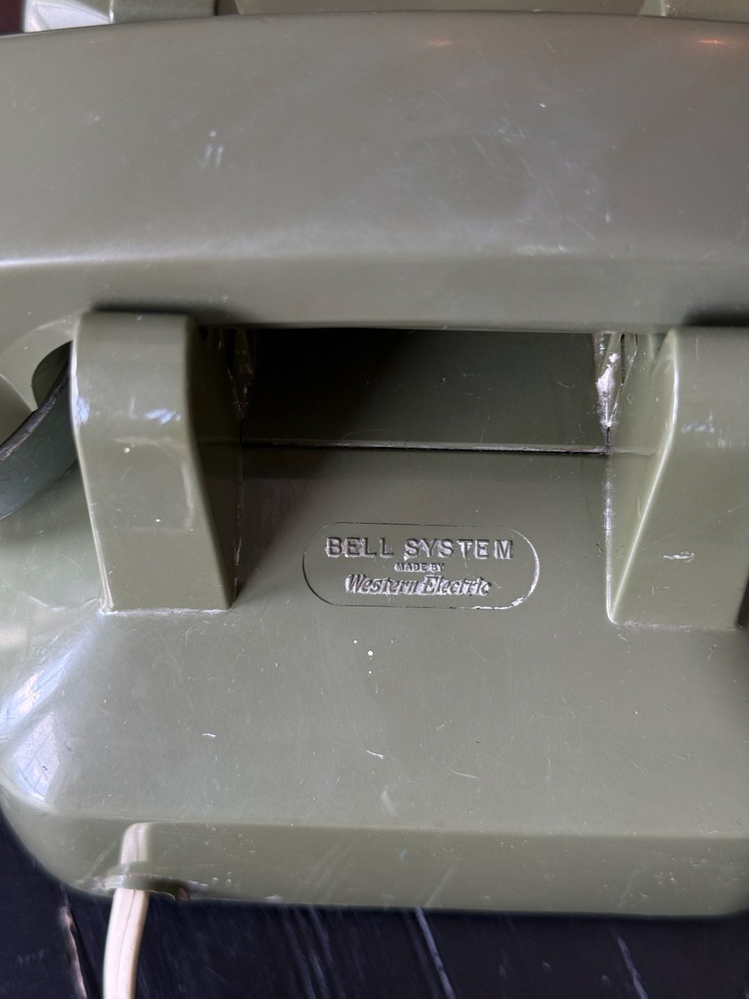 Vintage Bell System Western Electric Model 500 Rotary Telephone in Avocado Green 3