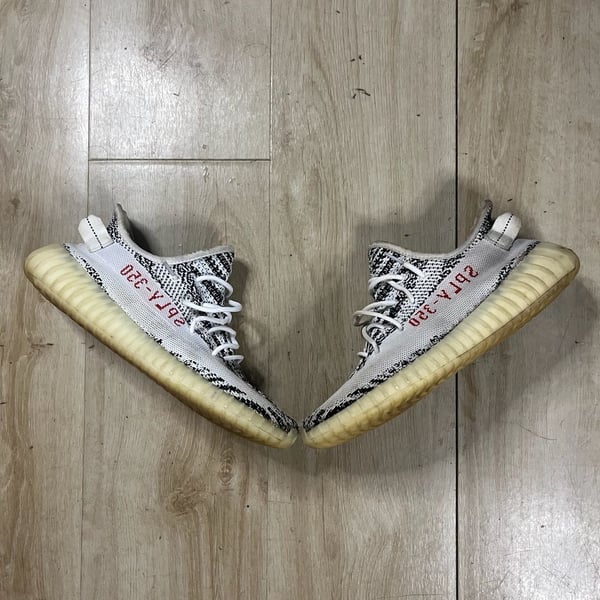 Adidas Yeezy Boost 350 V2 Zebra Sneakers (CP9654)