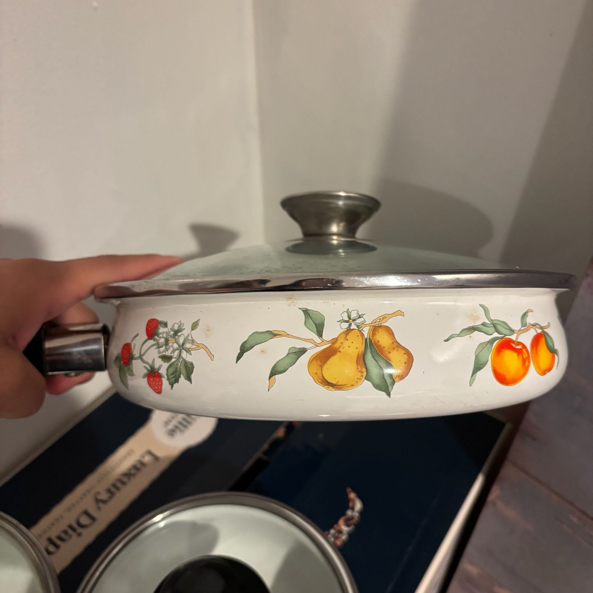 Tabletops Unlimited Dulcie Vintage Enamel Fruit Motif Cookware Set 4