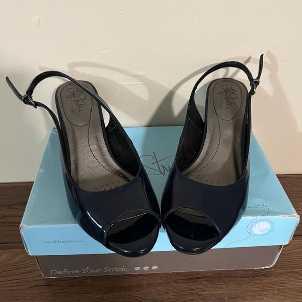 LifeStride Teller Inky Navy Patent Peep Toe Slingback Heels