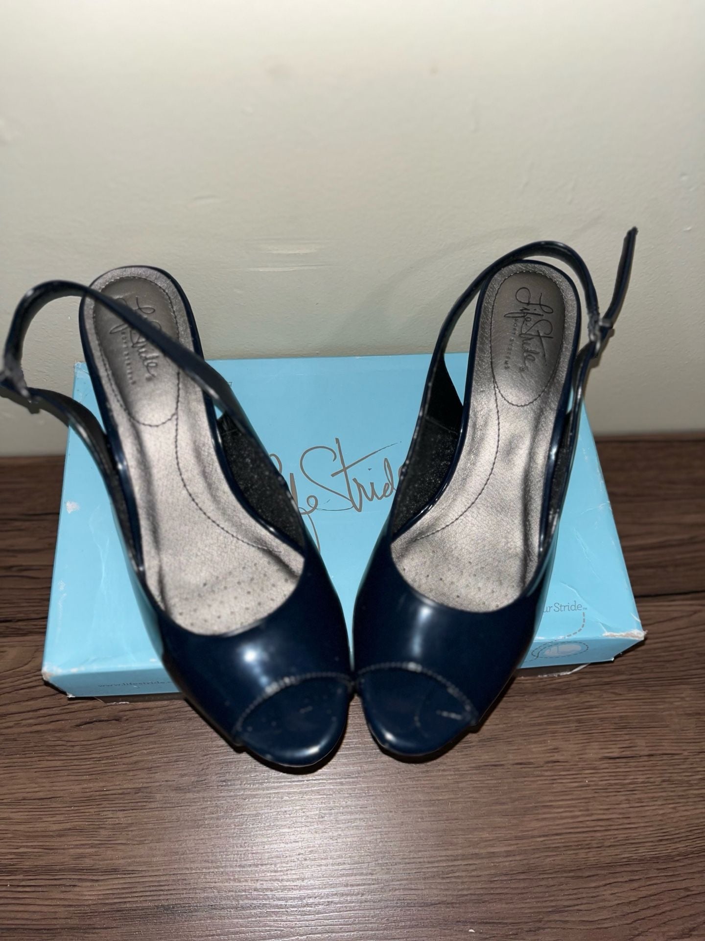 LifeStride Teller Inky Navy Patent Peep Toe Slingback Heels 4