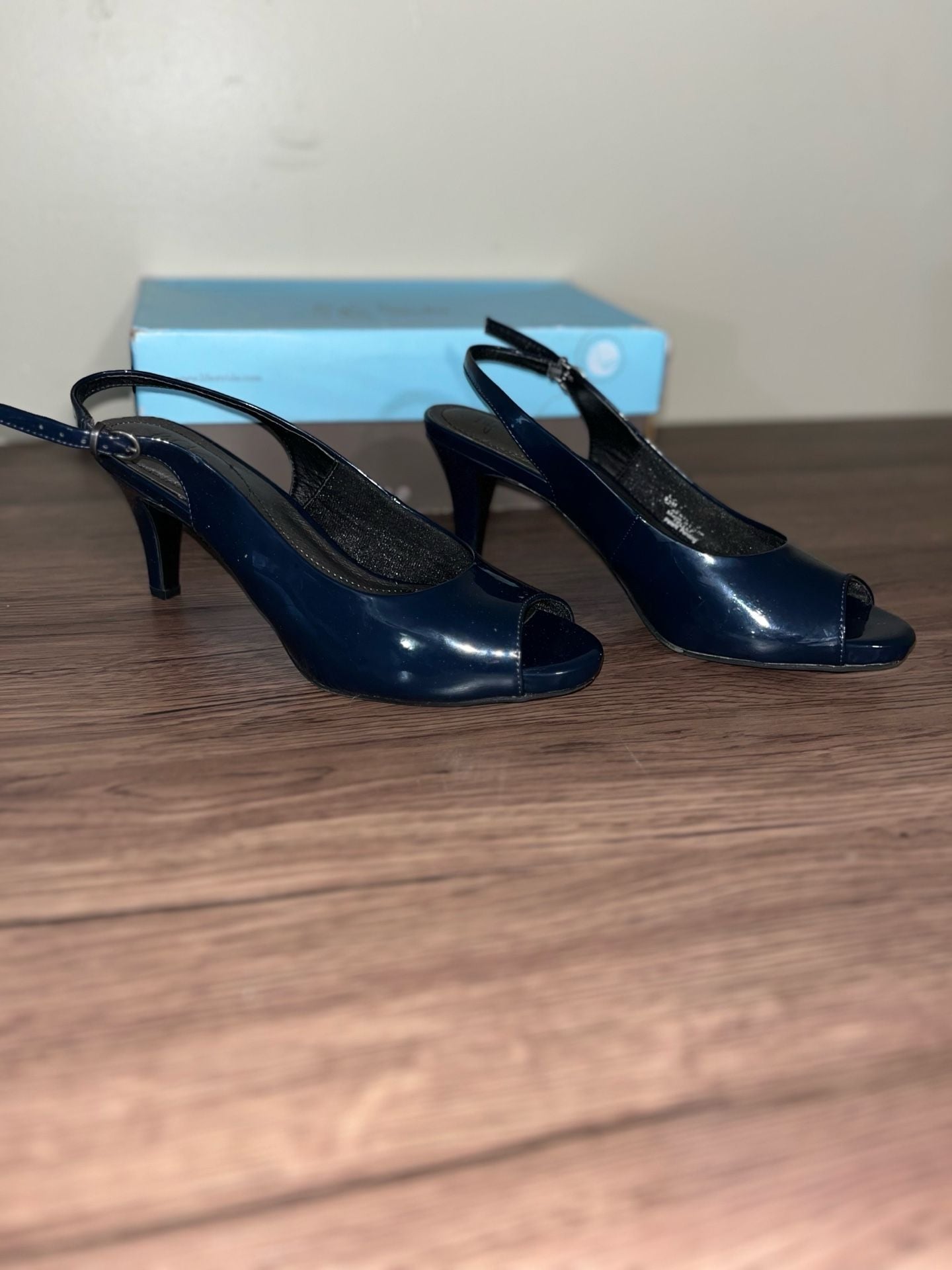 LifeStride Teller Inky Navy Patent Peep Toe Slingback Heels 6