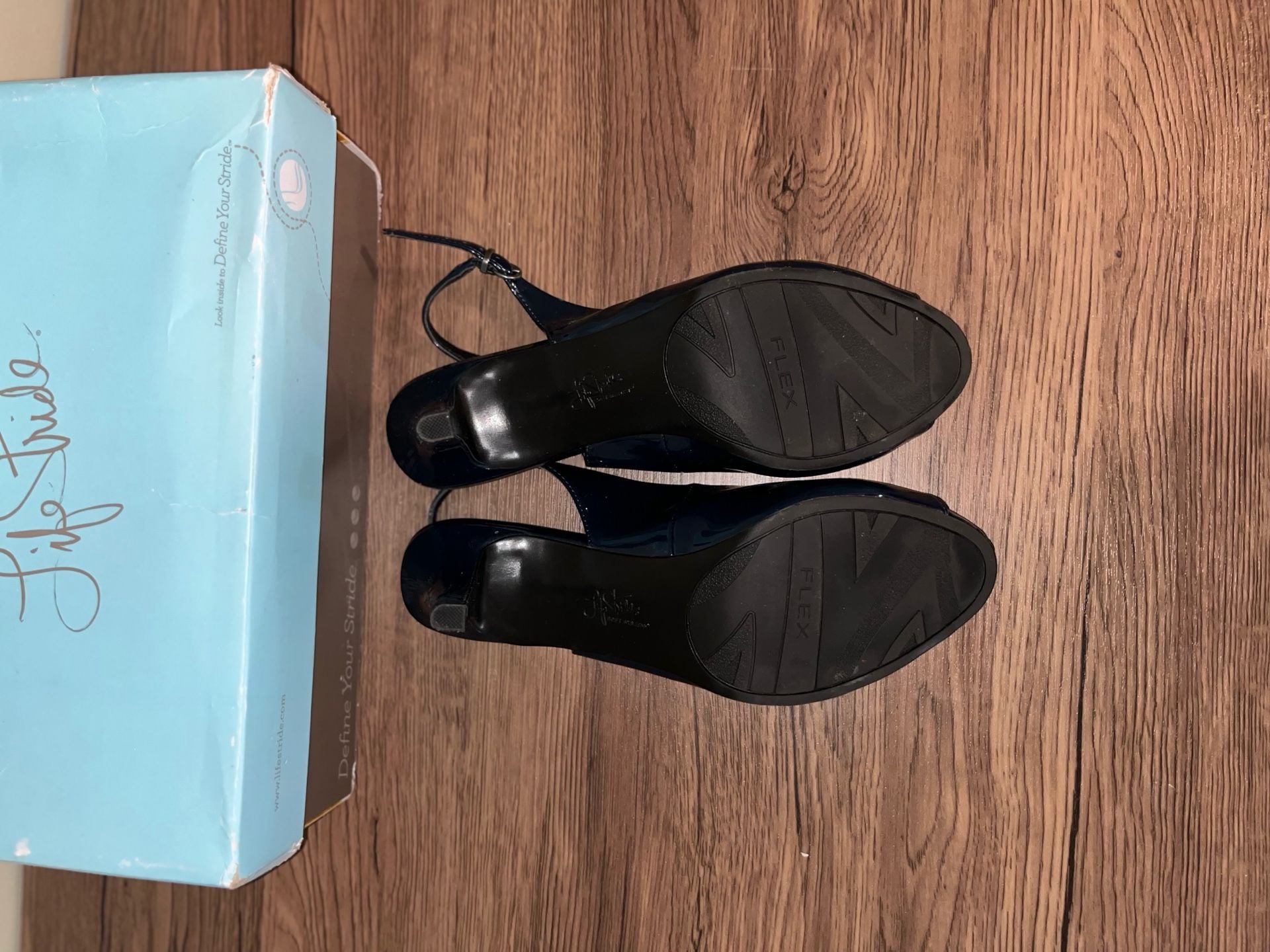 LifeStride Teller Inky Navy Patent Peep Toe Slingback Heels 8