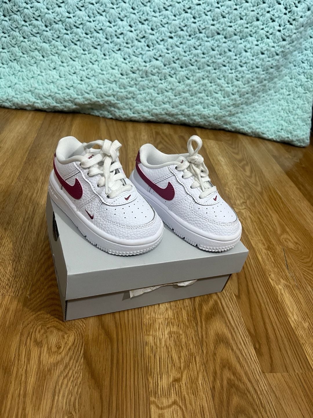 Nike Force 1 Low Younger Kids' Shoes White/Sweet Beet 3