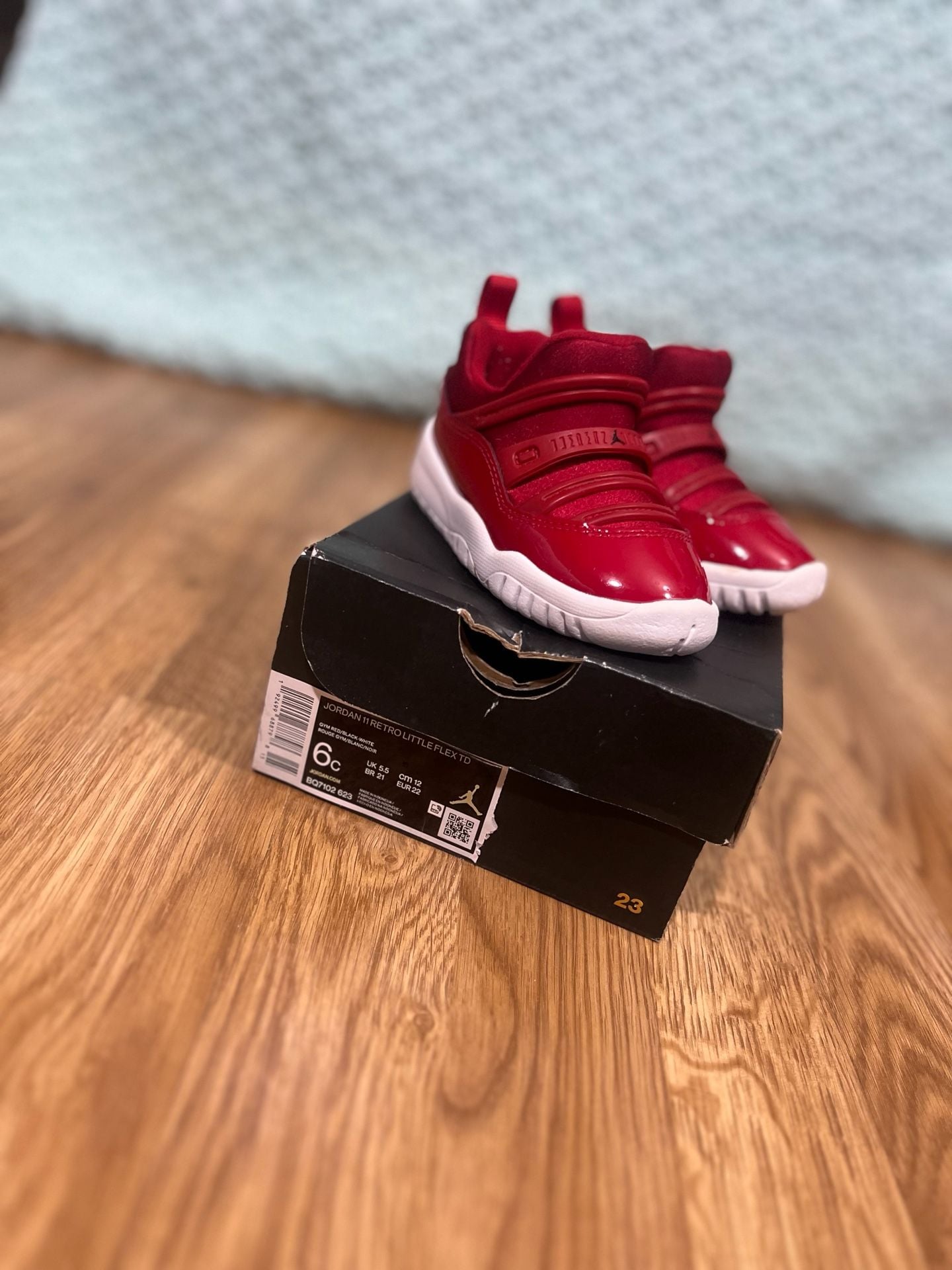 Jordan 11 Retro Little Flex TD Gym Red Sneakers 3