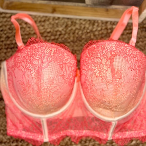 Victoria's Secret Very Sexy Lace Longline Demi Bra 36D