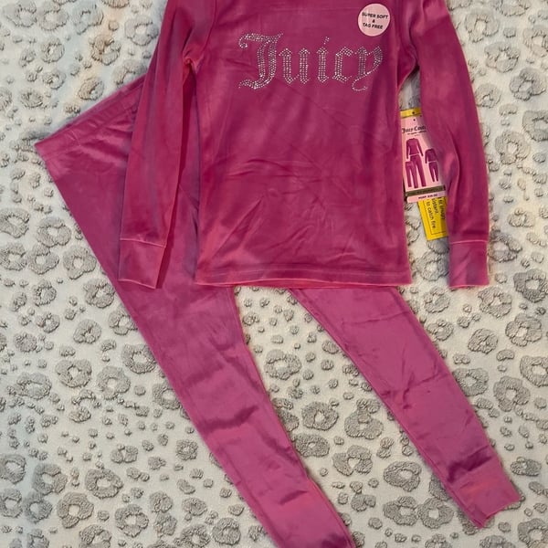 Juicy Couture Girls Pink Velour Studded Long Sleeve Pajama Set