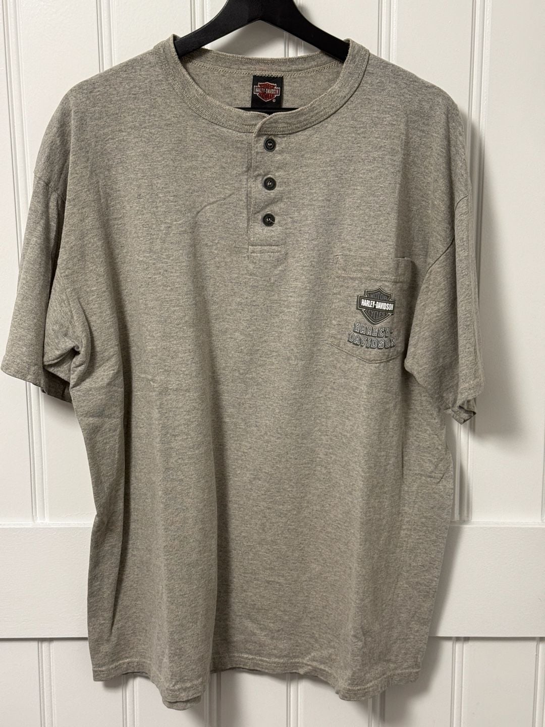 Vintage Harley-Davidson Benson Muncie, IN - Gray Henley Houlobek Pocket T-Shirt 2