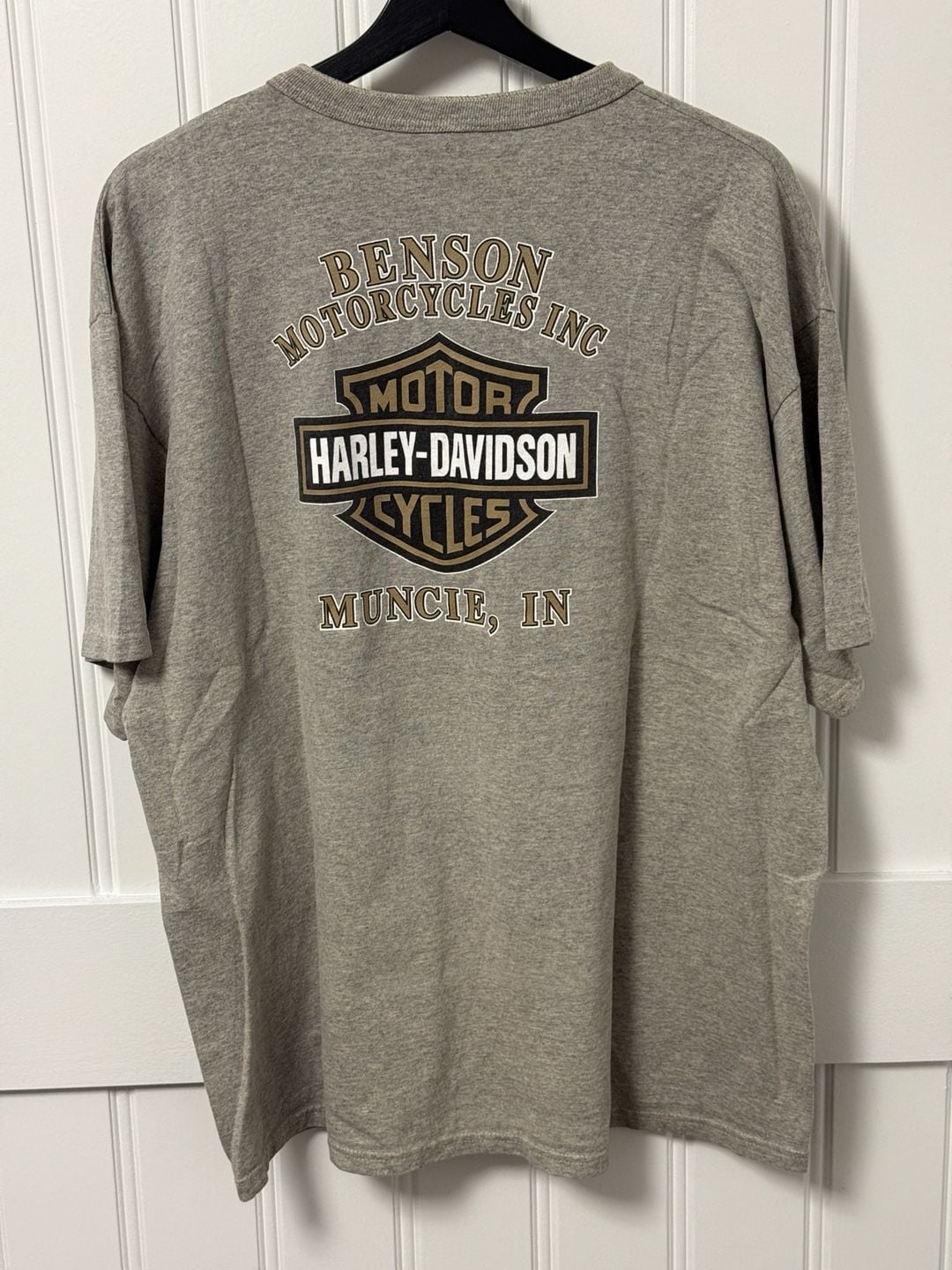 Vintage Harley-Davidson Benson Muncie, IN - Gray Henley Houlobek Pocket T-Shirt 6