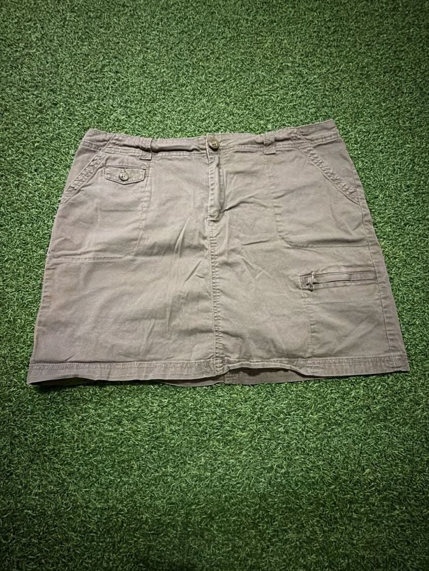 Croft & Barrow Women's Natural Fit Stretch Cargo Mini Skirt Khaki Size 16 4