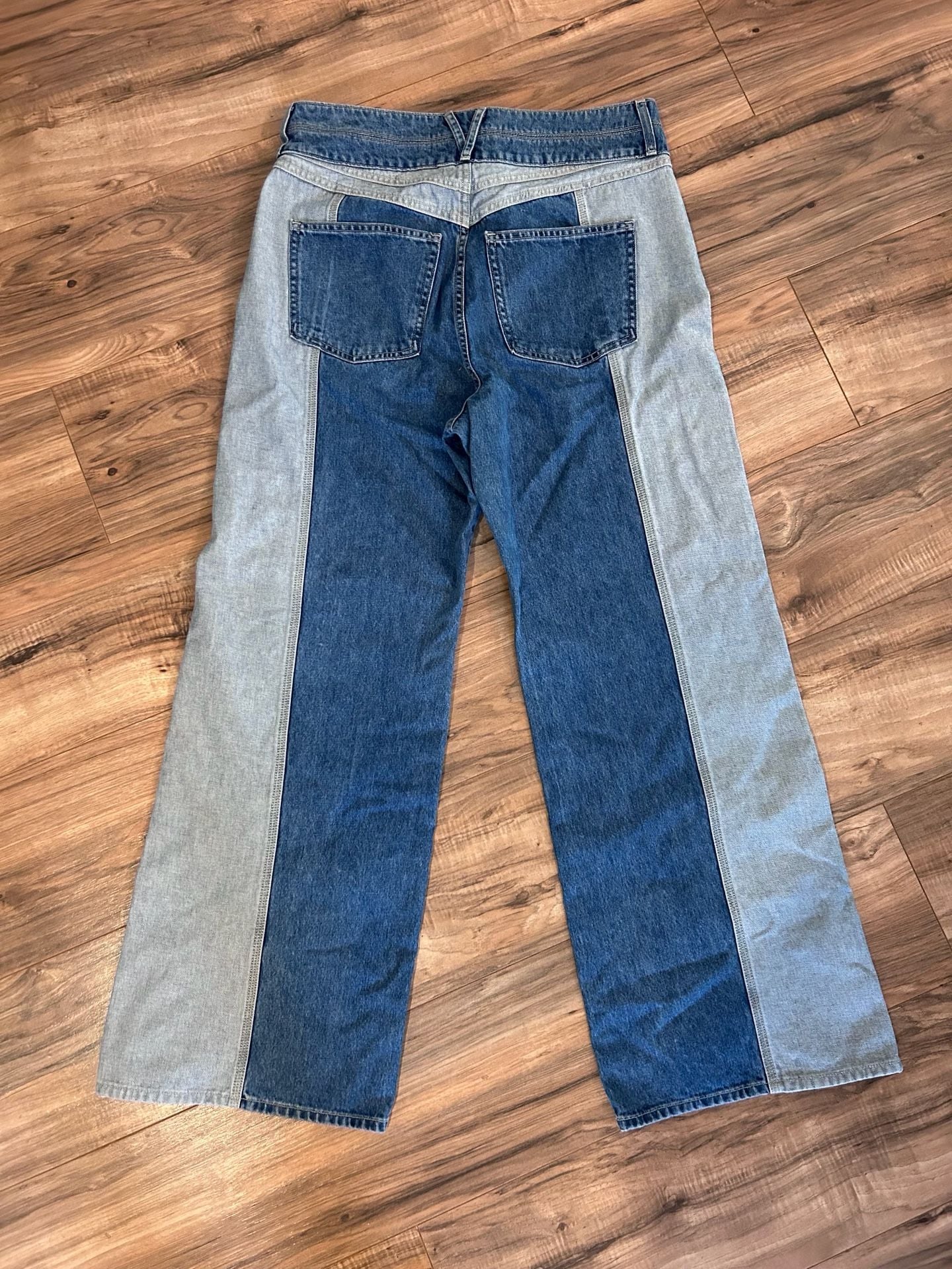 Veronica Beard Taylor Two-Tone High-Rise Wide-Leg Jeans 3