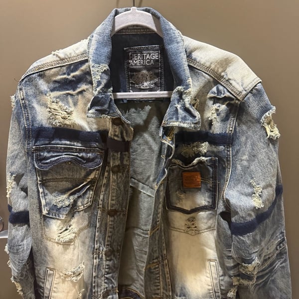 Heritage America Men's Distressed Washed Denim Trucker Jacket