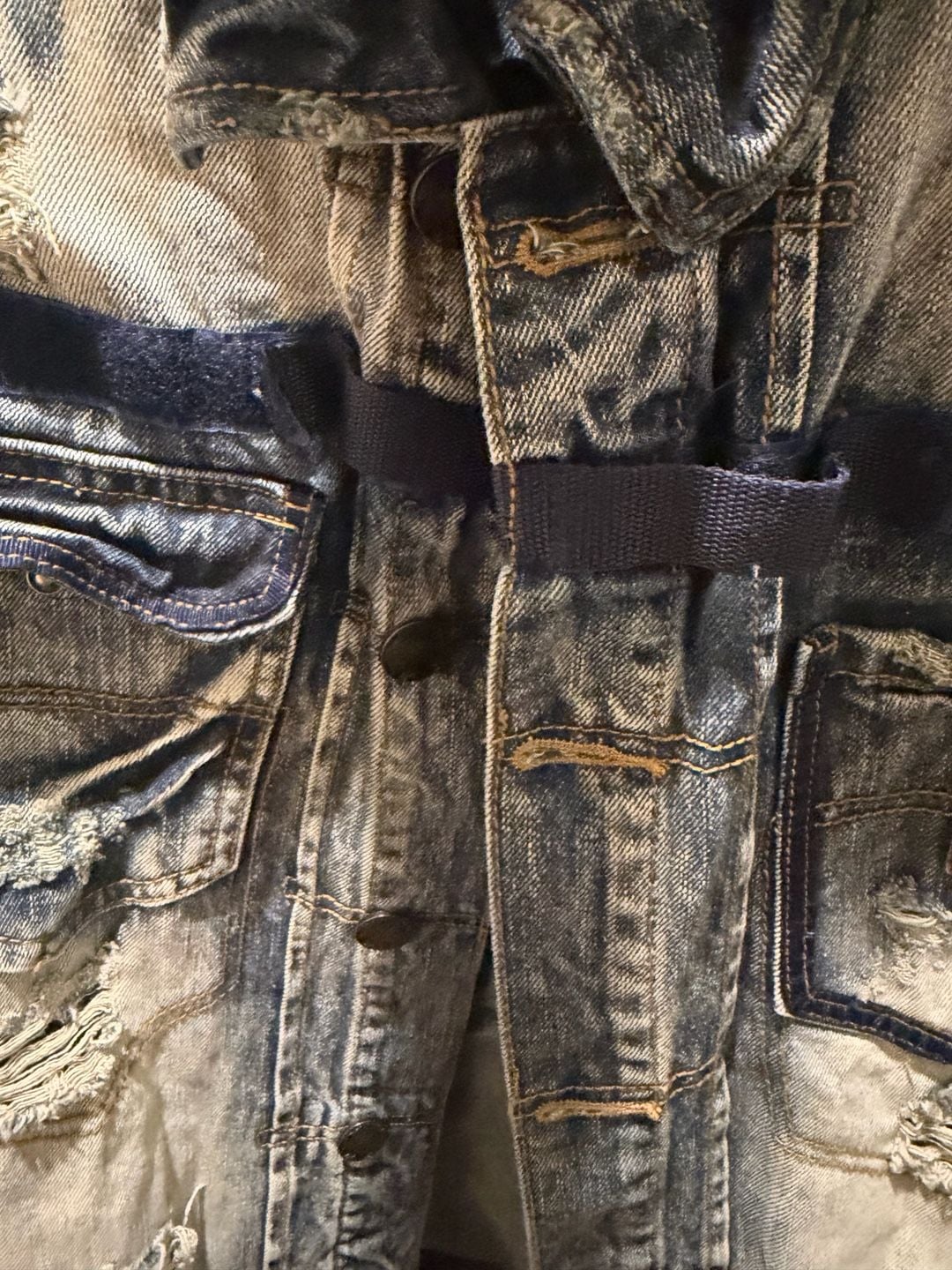 Heritage America Men's Distressed Washed Denim Trucker Jacket 6