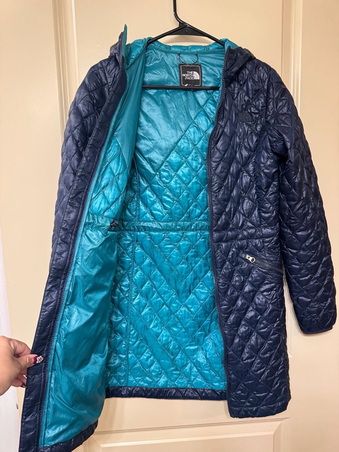 The North Face Women's ThermoBall Quilted Hooded Jacket 4