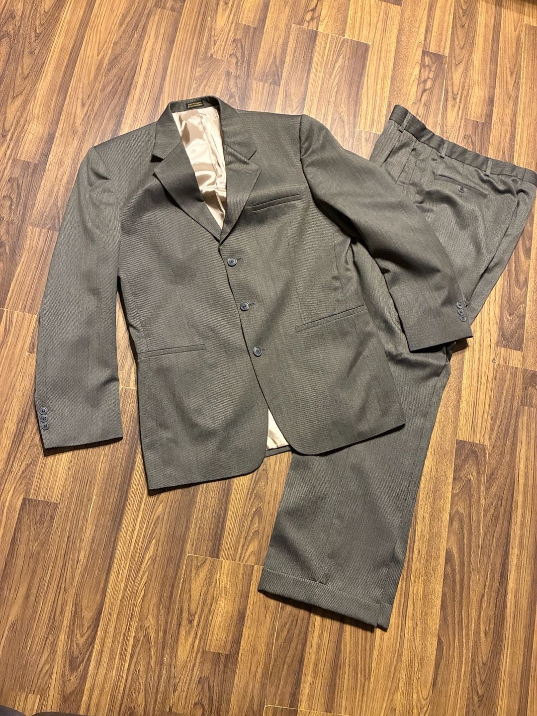 J. Ferrat Custom Fit Men's 3-Button Suit 1