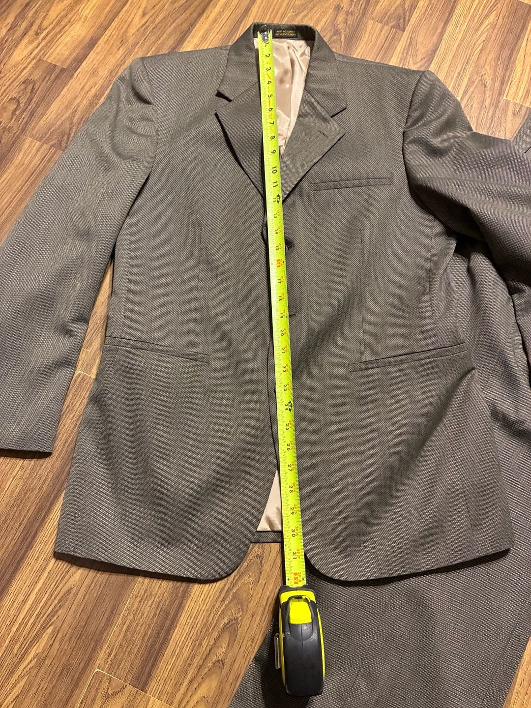 J. Ferrat Custom Fit Men's 3-Button Suit 4