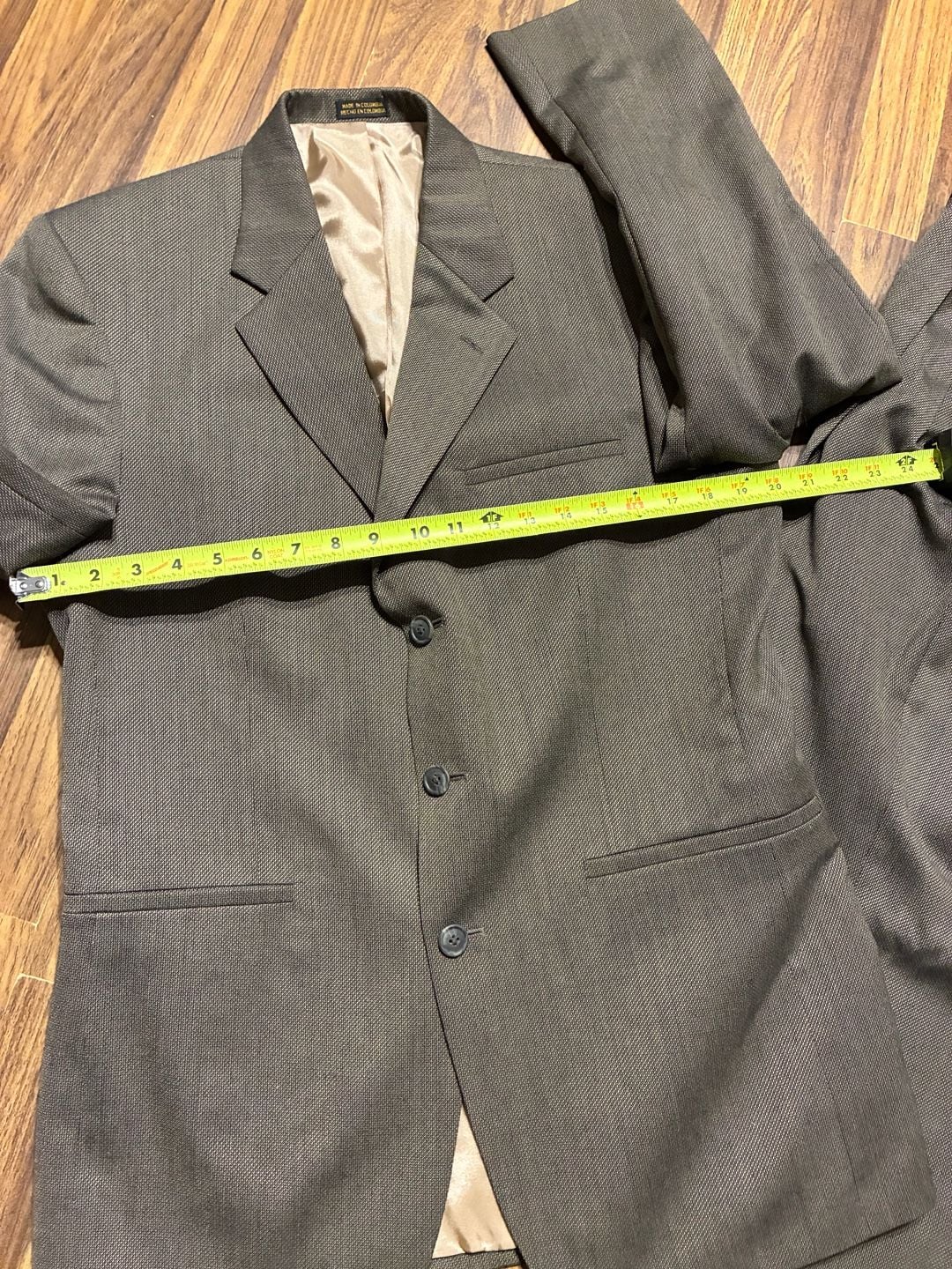 J. Ferrat Custom Fit Men's 3-Button Suit 5
