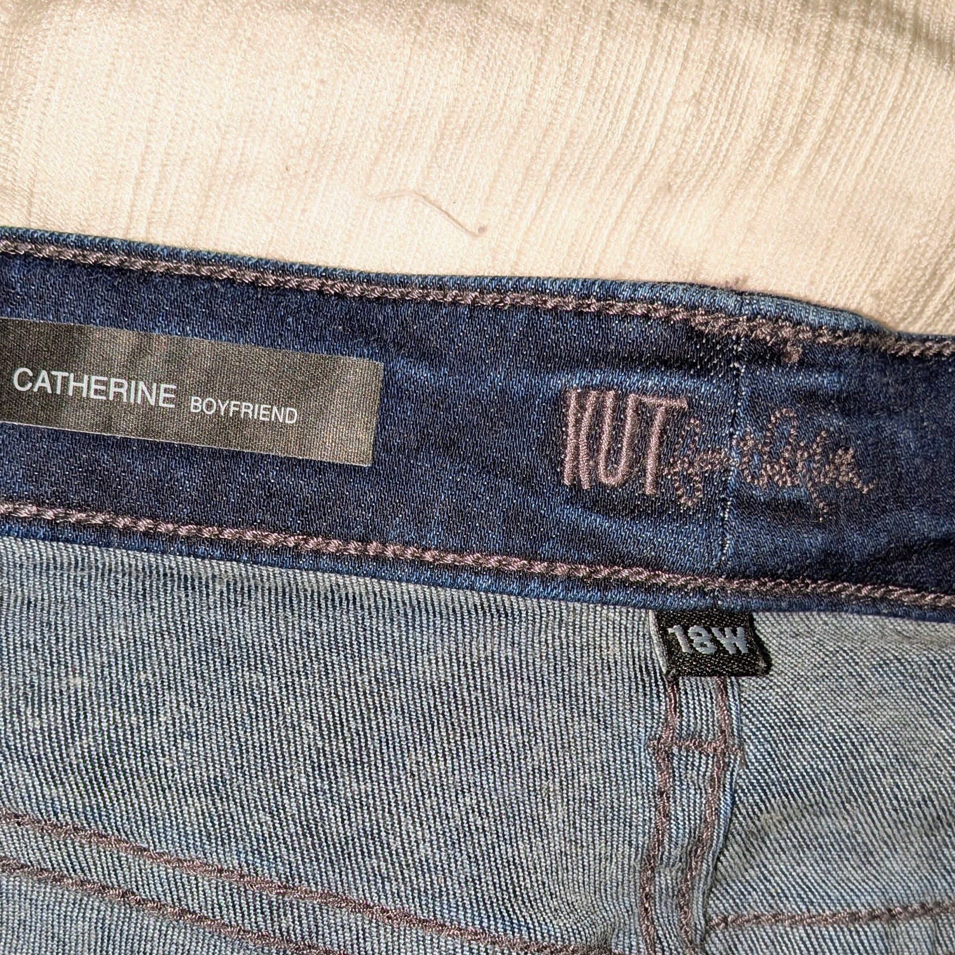 KUT from the Kloth Catherine Boyfriend Jeans Dark Wash Size 18W 6
