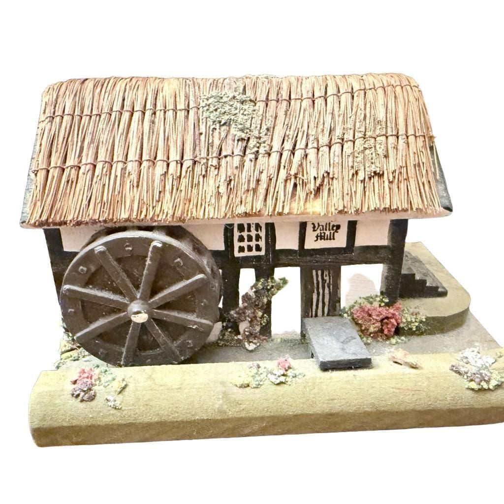Pauline Ralph Music box collection piece plays! 4