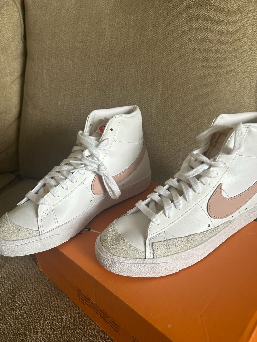 Nike Women's Blazer Mid '77 White/Pink Oxford-Black Sneakers CZ1055-118 4