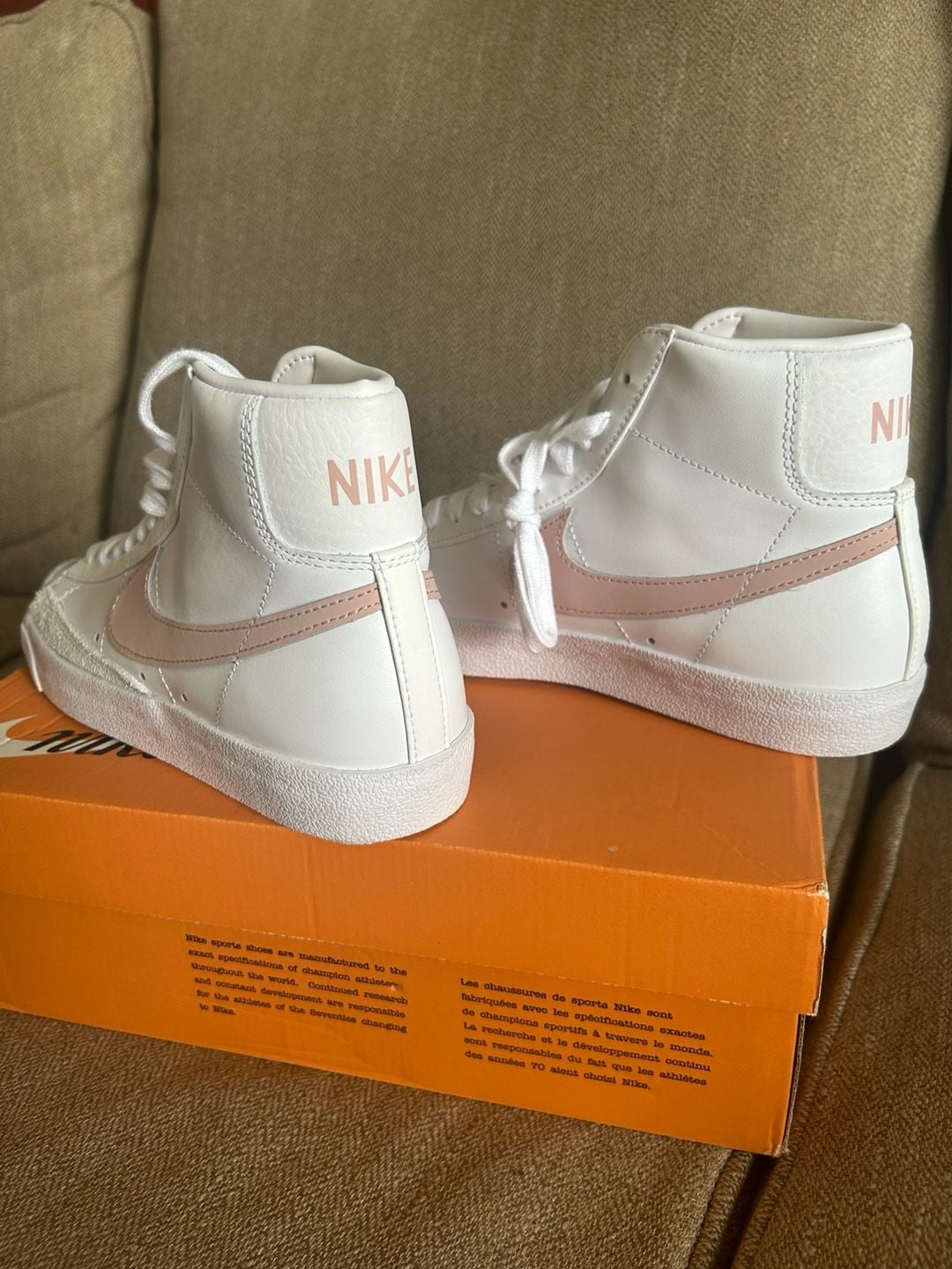 Nike Women's Blazer Mid '77 White/Pink Oxford-Black Sneakers CZ1055-118 5