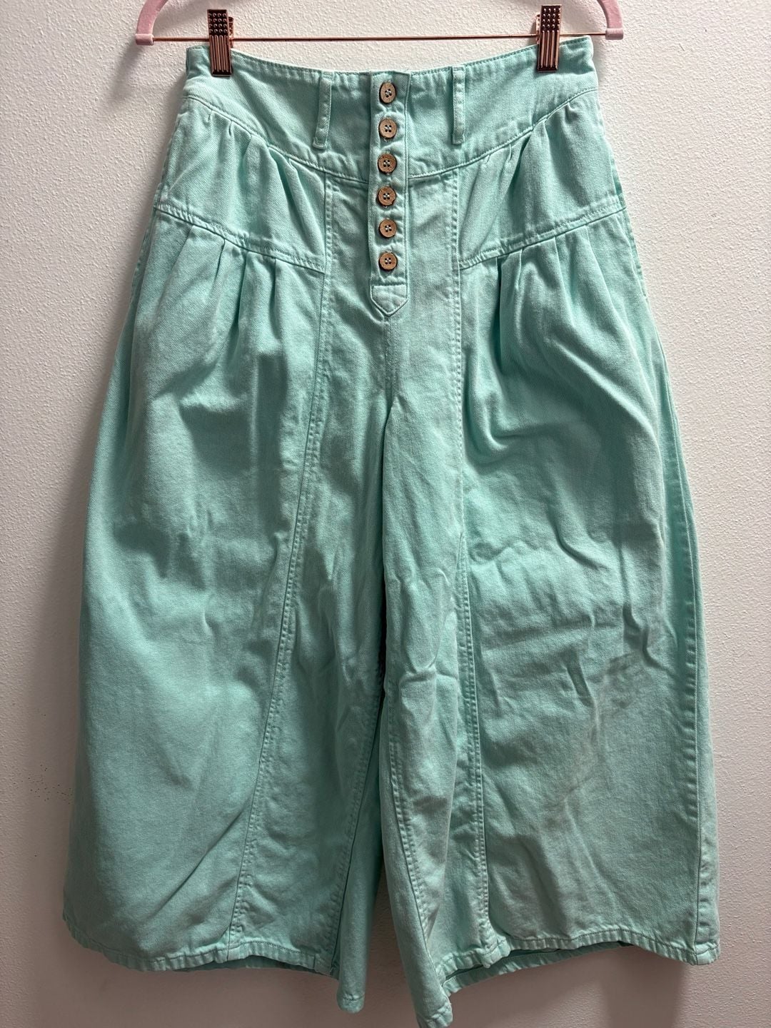 We The Free Blossom pull-on Jeans
3
