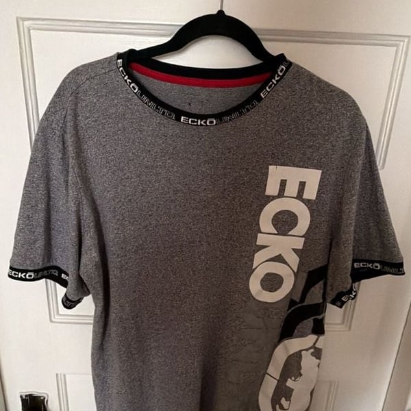 Ecko Unltd Men's Grey Short Sleeve Graphic T-Shirt with Logo Trim