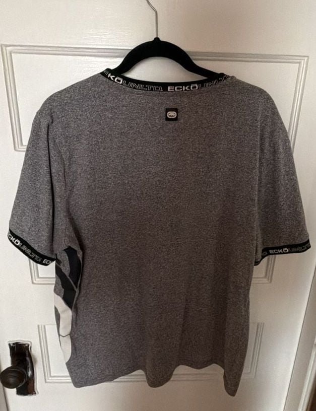 Ecko Unltd Men's Grey Short Sleeve Graphic T-Shirt with Logo Trim 3
