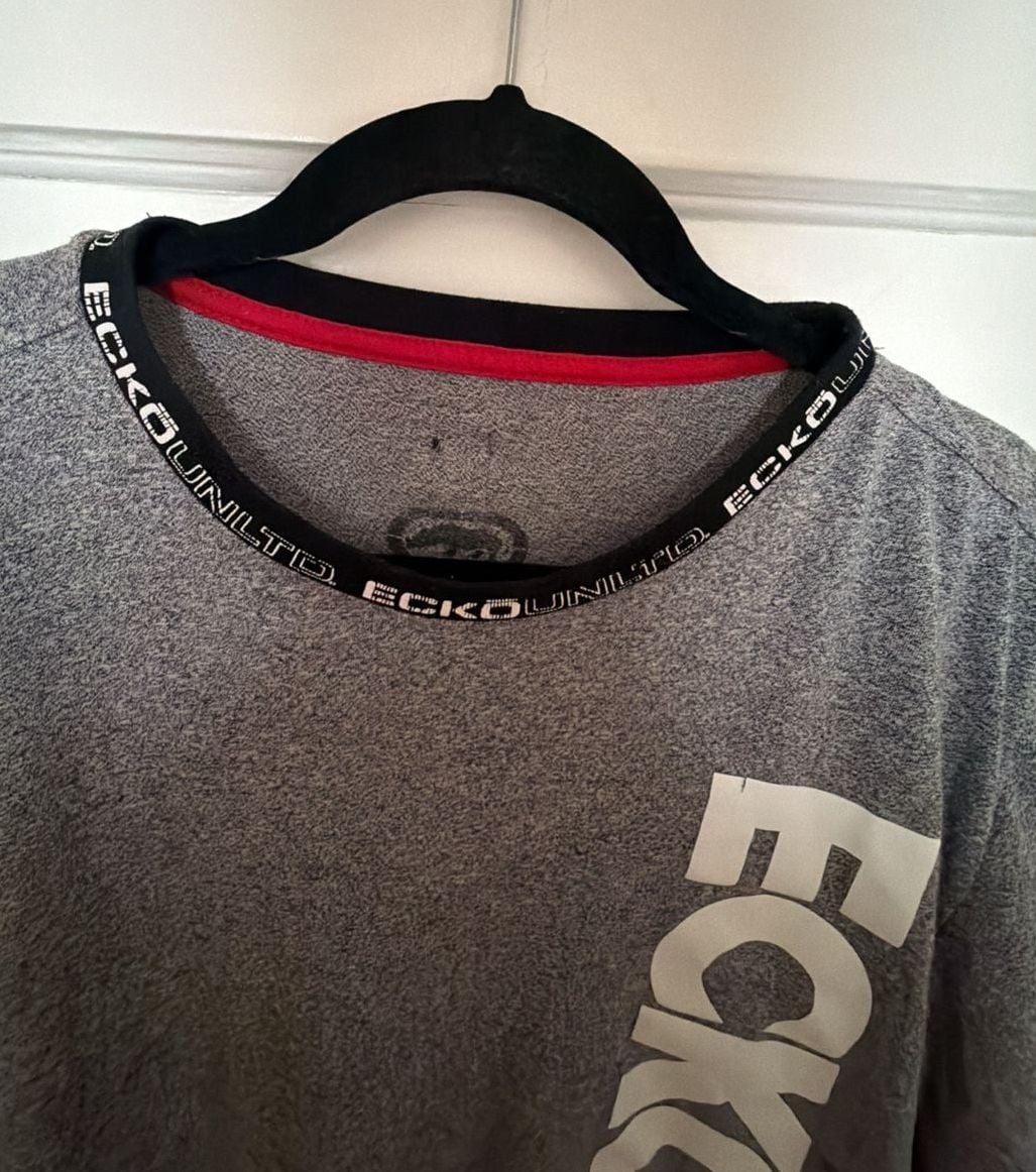 Ecko Unltd Men's Grey Short Sleeve Graphic T-Shirt with Logo Trim 6