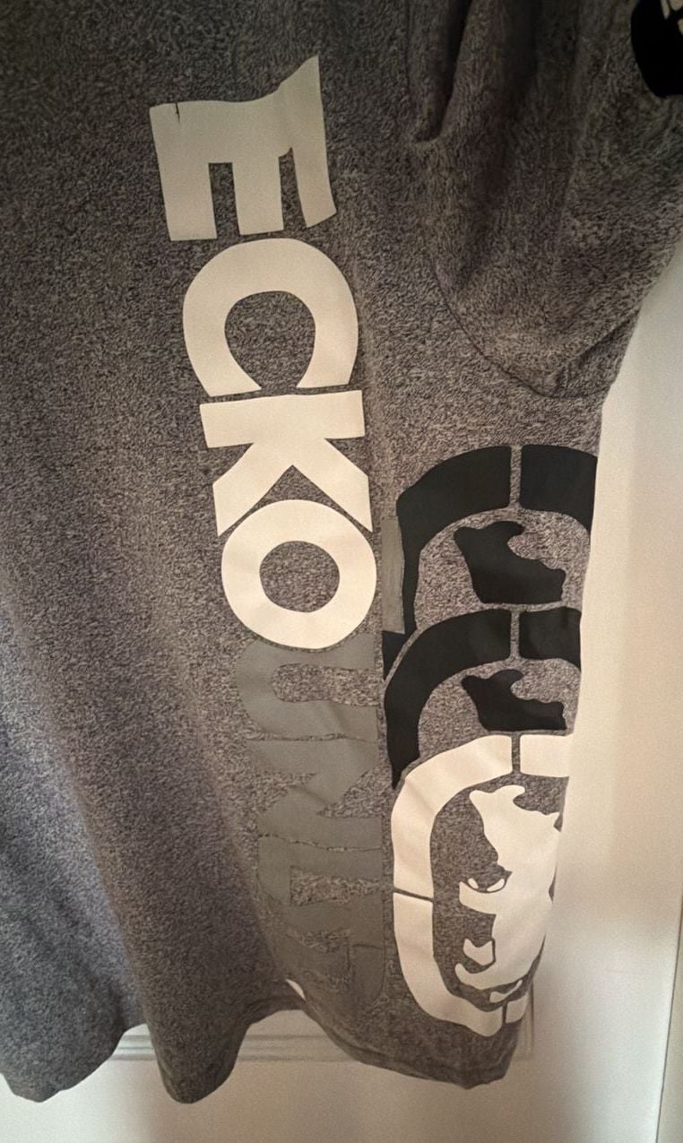 Ecko Unltd Men's Grey Short Sleeve Graphic T-Shirt with Logo Trim 8