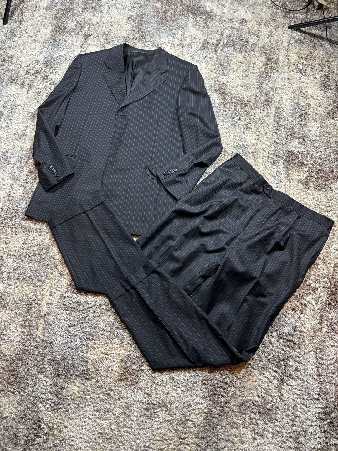 Corneliani Pinstripe Virgin Wool Suit and pants Made in Italy size 56R 1