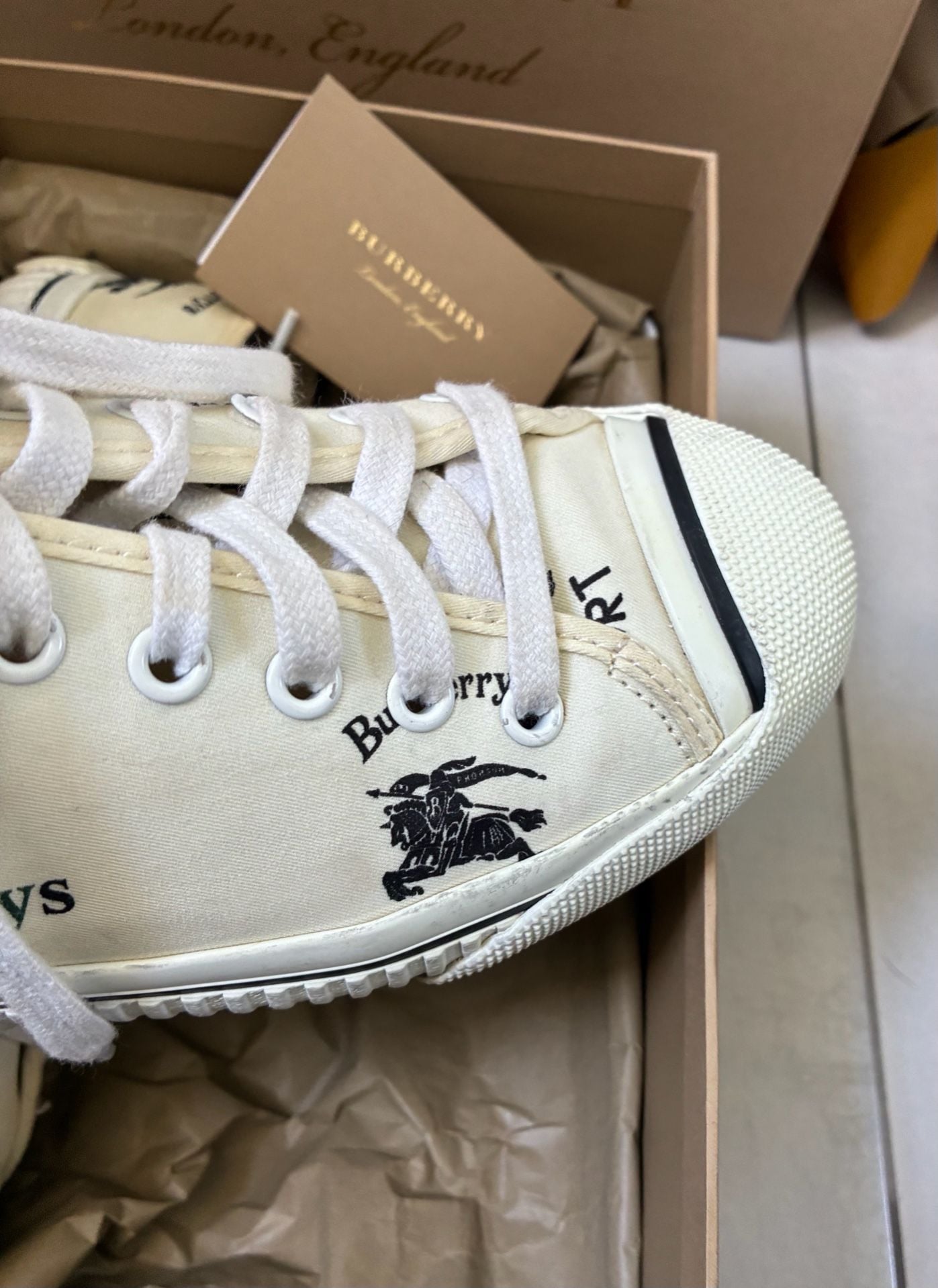 Burberry Kingly Off-White Canvas Low-Top Sneakers with Rainbow Logo 5