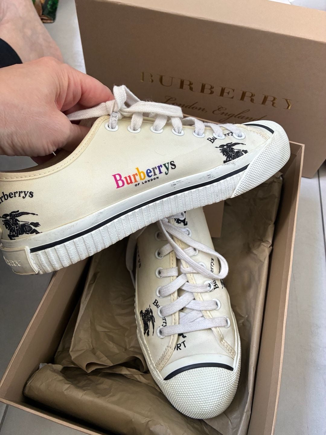 Burberry Kingly Off-White Canvas Low-Top Sneakers with Rainbow Logo 10