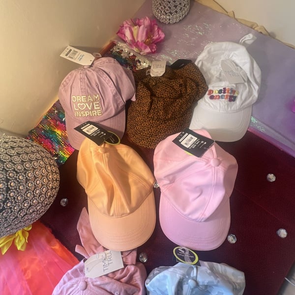 Time and Tru Womens Assorted Baseball Caps Lot