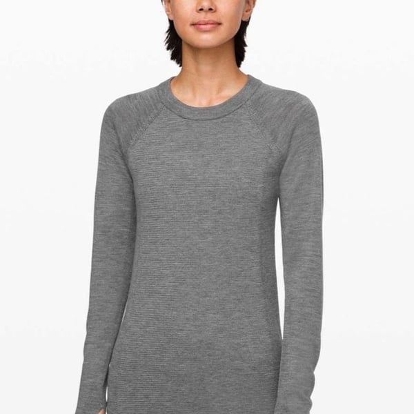 Lululemon Size 4 Sit in Lotus 100% Merino Wool Long Sleeve Sweater