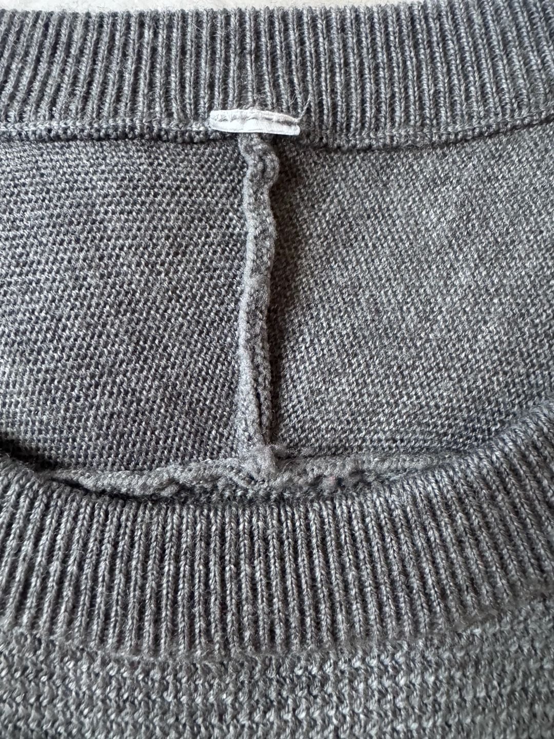Lululemon Size 4 Sit in Lotus 100% Merino Wool Long Sleeve Sweater 7