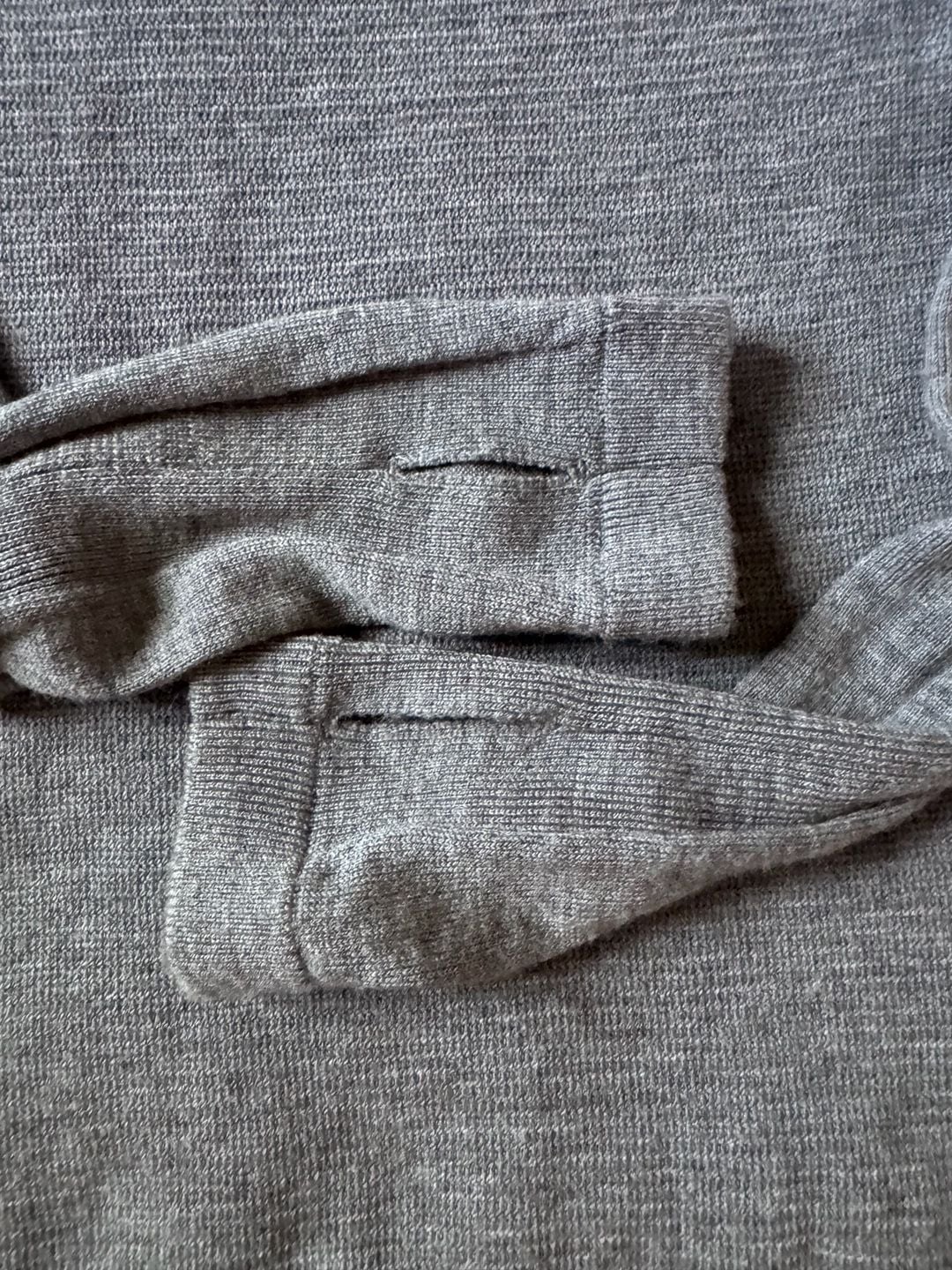 Lululemon Size 4 Sit in Lotus 100% Merino Wool Long Sleeve Sweater 8
