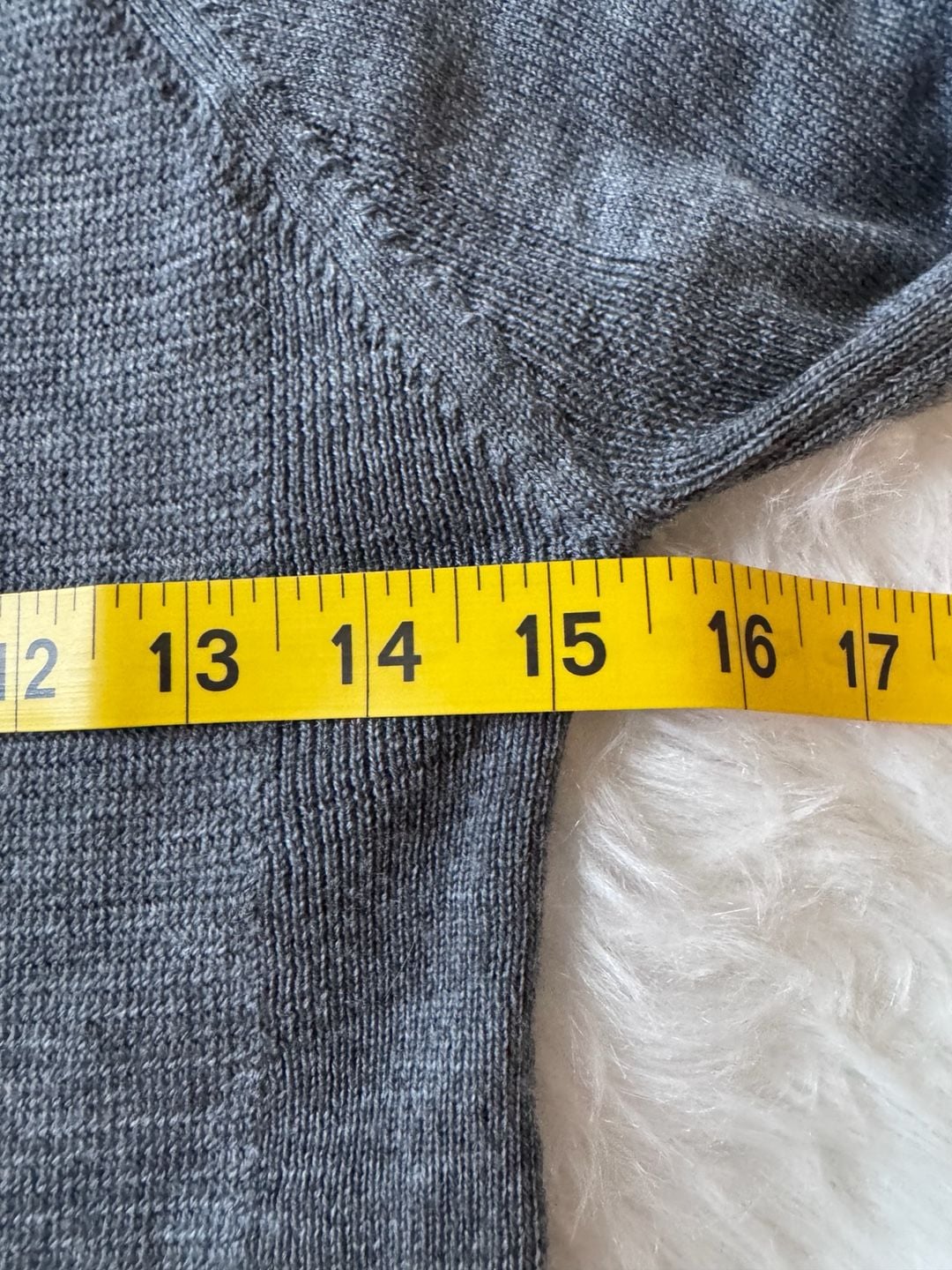 Lululemon Size 4 Sit in Lotus 100% Merino Wool Long Sleeve Sweater 9