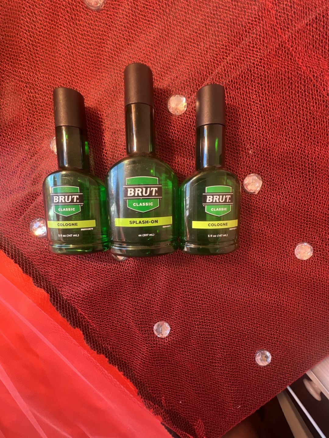 Brut Classic Fragrance Lot - 2 Colognes (5 fl oz) and 1 Splash-On (207 mL) 4