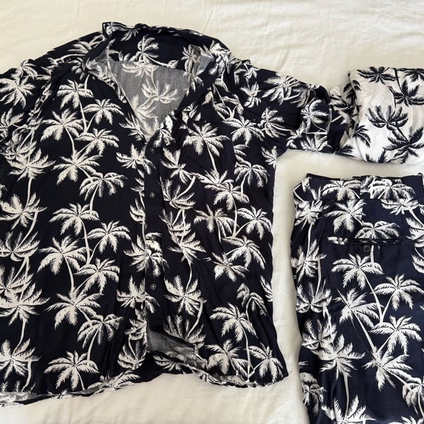 Men's Custom Made Navy and White Palm Tree Print Tropical Hawaiian Two-Piece Shirt and Shorts Set