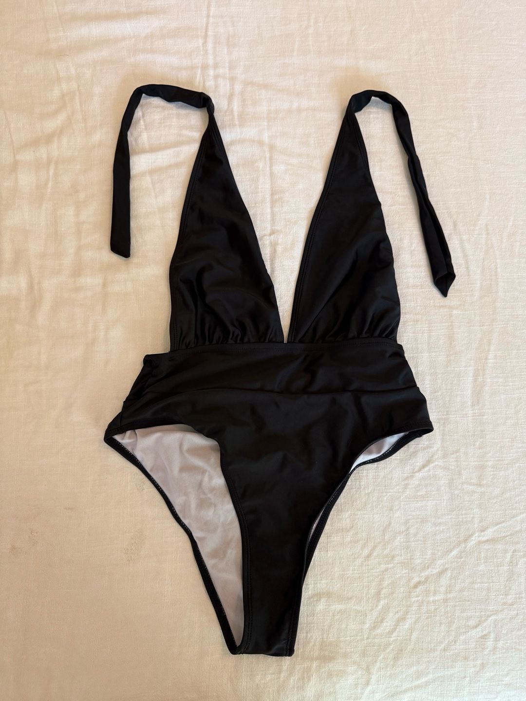 Black Plunging V-Neck Halter One-Piece Swimsuit with Ruched Waist 2