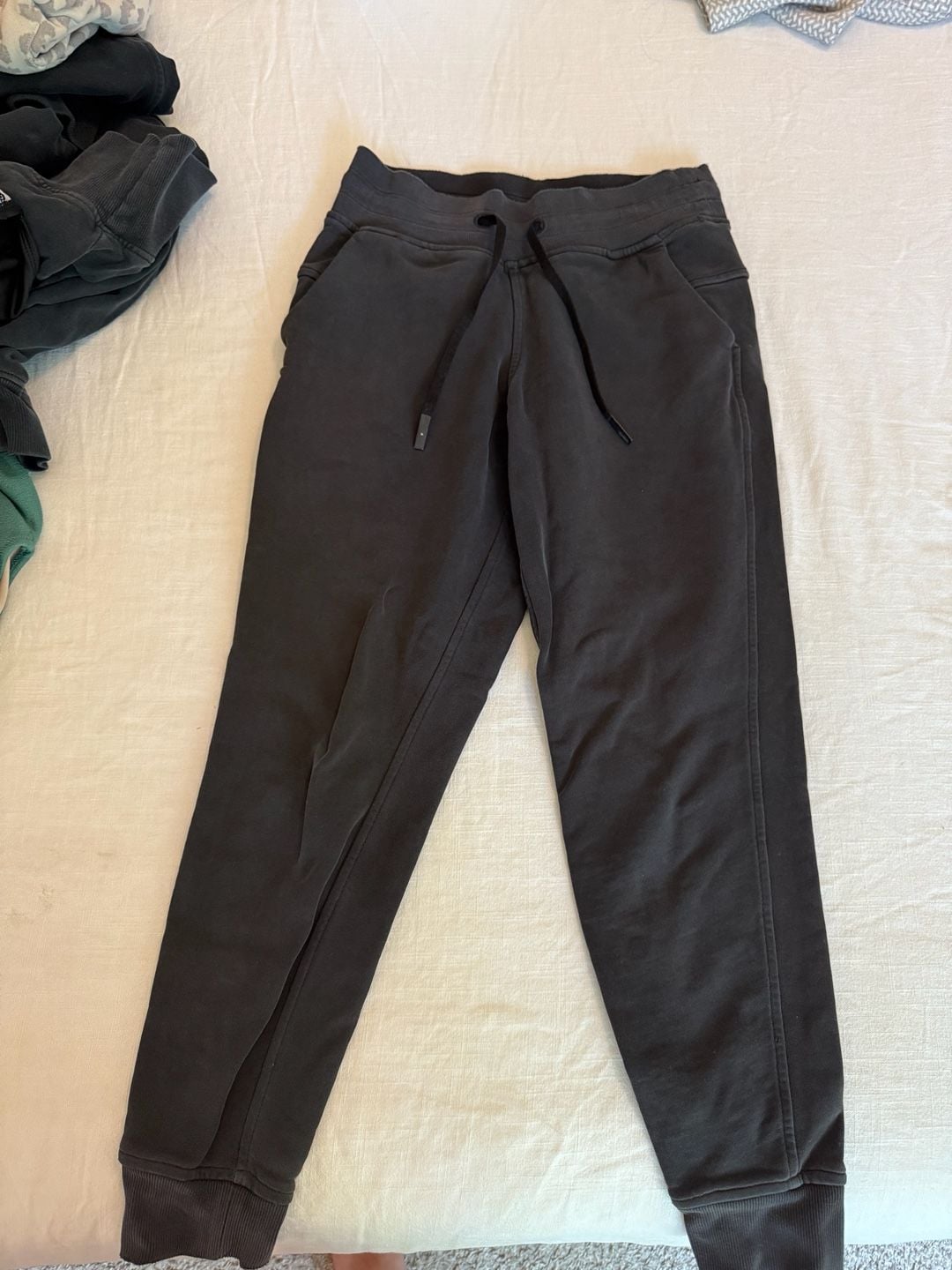 Lululemon Women's High-Rise Jogger 2