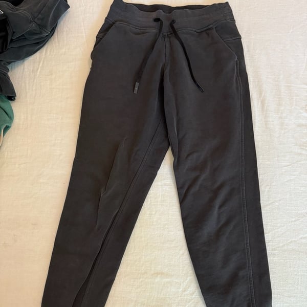 Lululemon Women's High-Rise Jogger